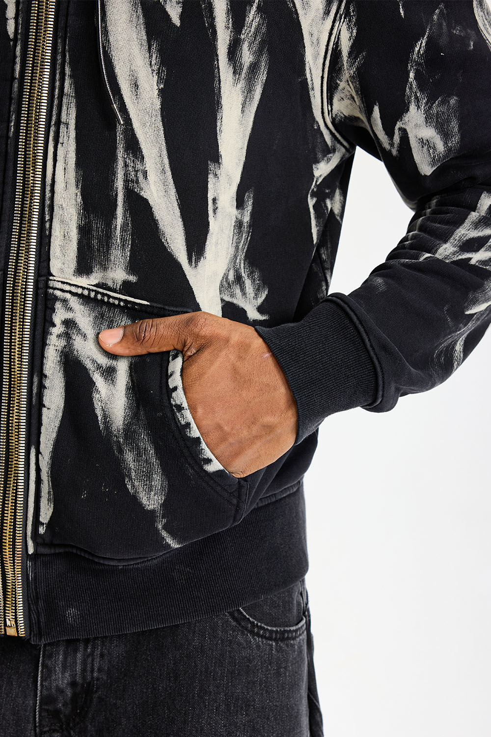 Custom Black Brush‑Stroke Print Full‑Zip Hoodie | Men Oversized Vintage Washed Abstract Graphic Zip‑Up Streetwear Hooded Sweatshirt