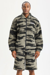 Custom Camo Sherpa Fleece 2‑Piece Short Set | Men Oversized Collared Full Zip Jacket & Camouflage Shorts Streetwear Outfit