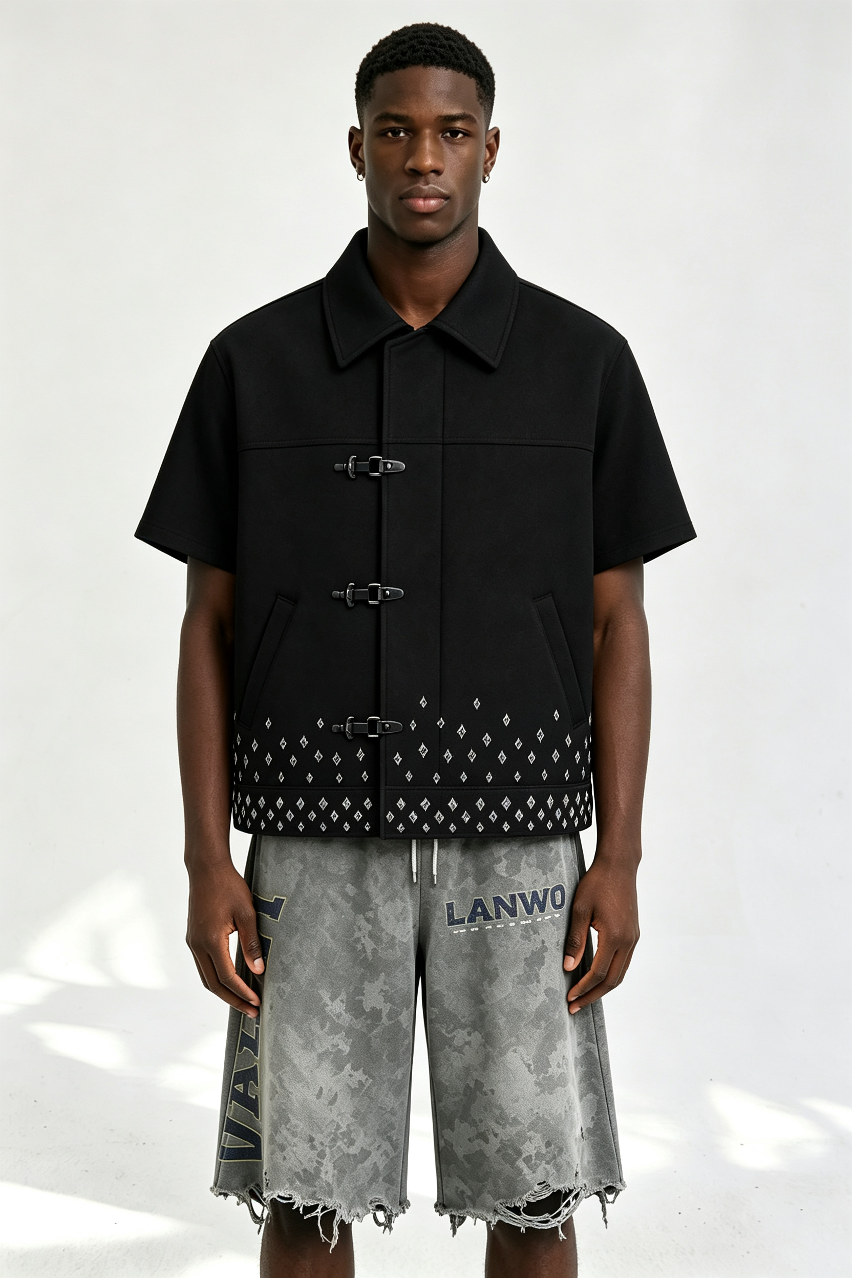 Custom Men Buckle Fasten Short Sleeve Jacket, Black Geometric Embroidery Streetwear Cropped Shirt Coat