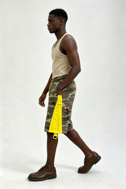Custom Men Camo Streetwear Shorts, Contrast Yellow Side Panel Loose Fit Casual Shorts