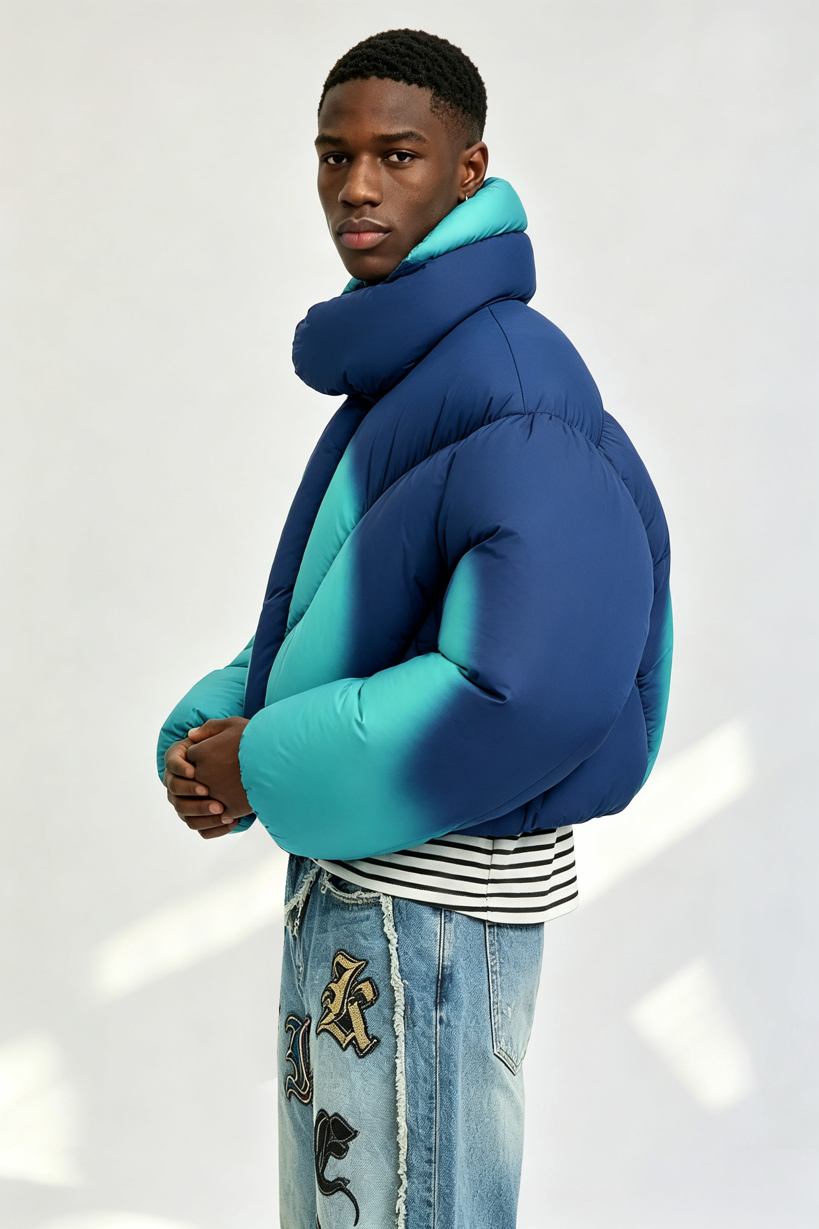 Custom Men Gradient Spray Paint Cropped Puffer Jacket, High Collar Oversized Streetwear Bubble Coat