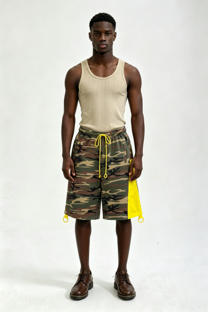Custom Men Camo Streetwear Shorts, Contrast Yellow Side Panel Loose Fit Casual Shorts