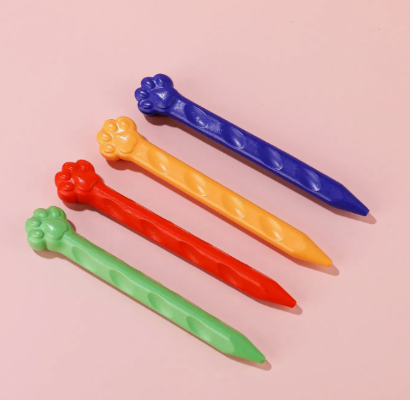 Rotating Crayon Set
