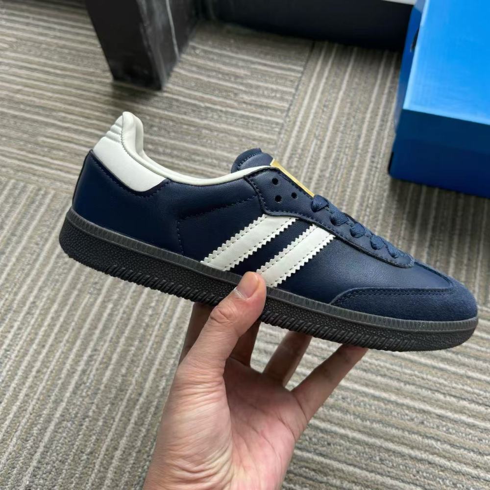 adidas Samba OG Retro Sneakers