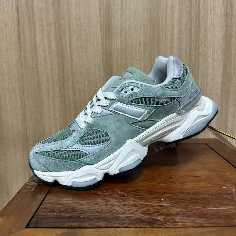 New Balance 9060 Retro Sneakers
