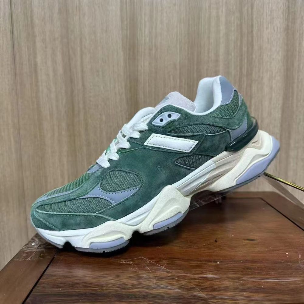 96 With shoe box
