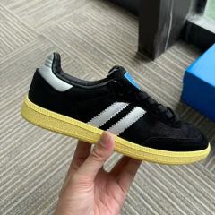 Sam1- Black Silver Yellow