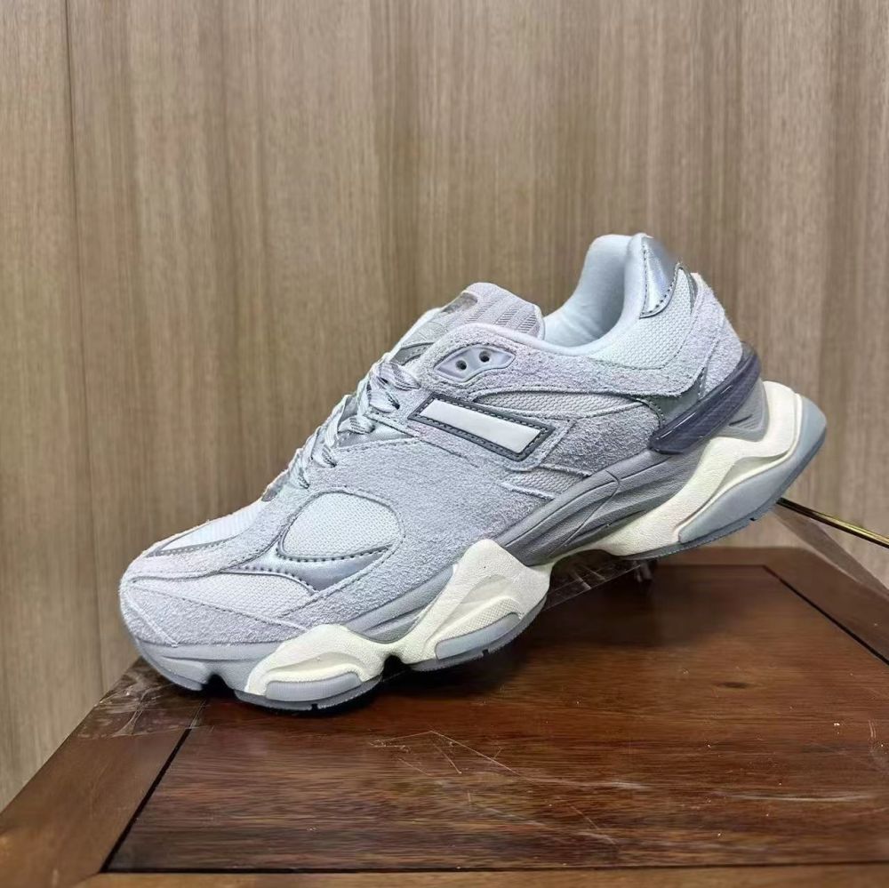 New Balance 9060 Retro Sneakers