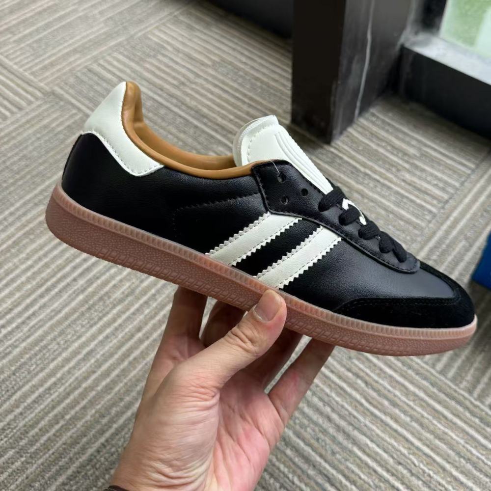 adidas Samba OG Retro Sneakers