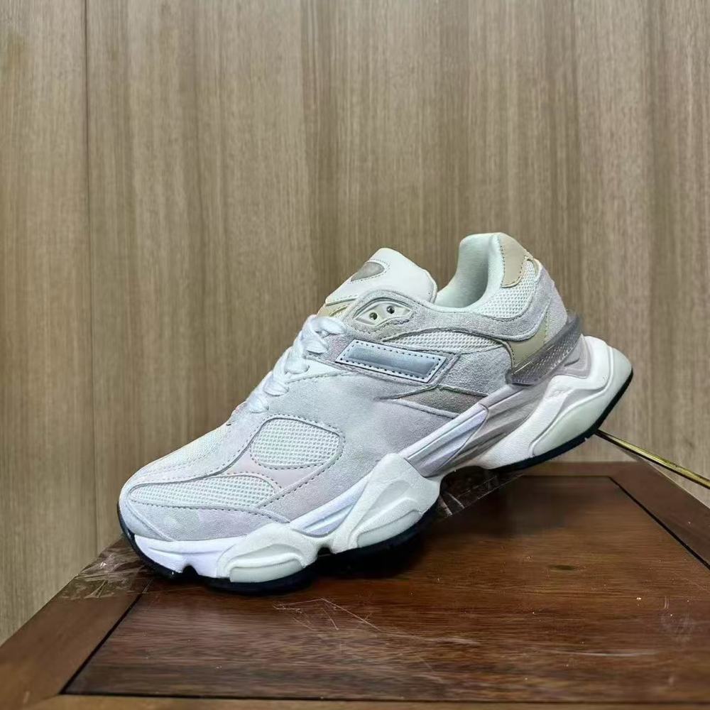 96 With shoe box