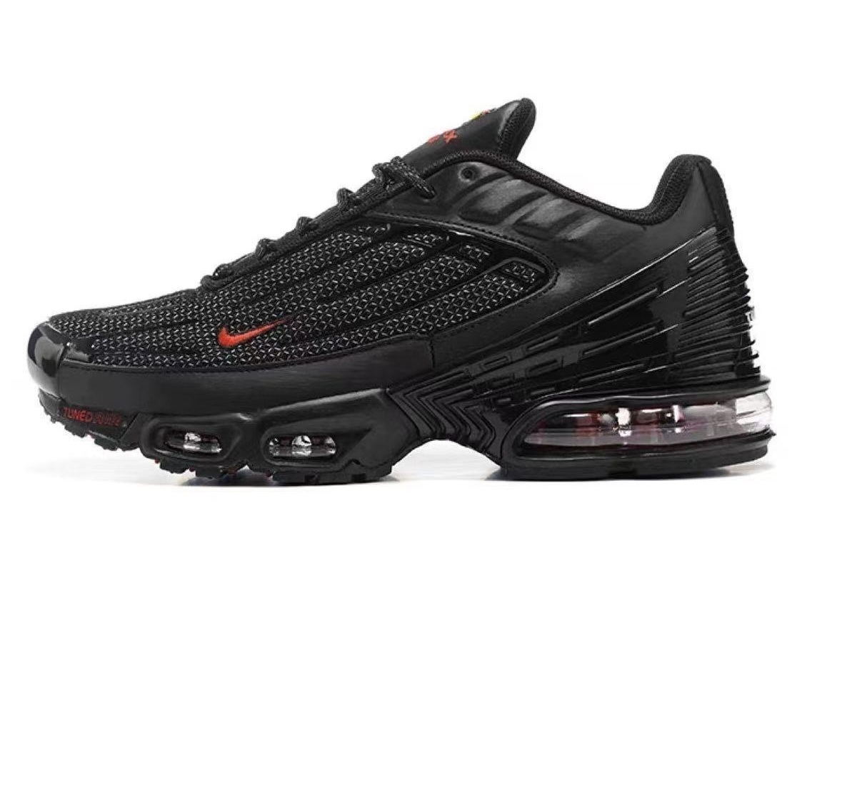 NIKE TN3