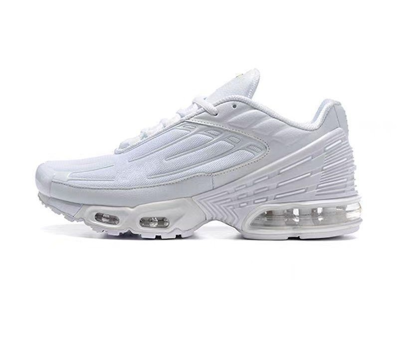 NIKE TN3