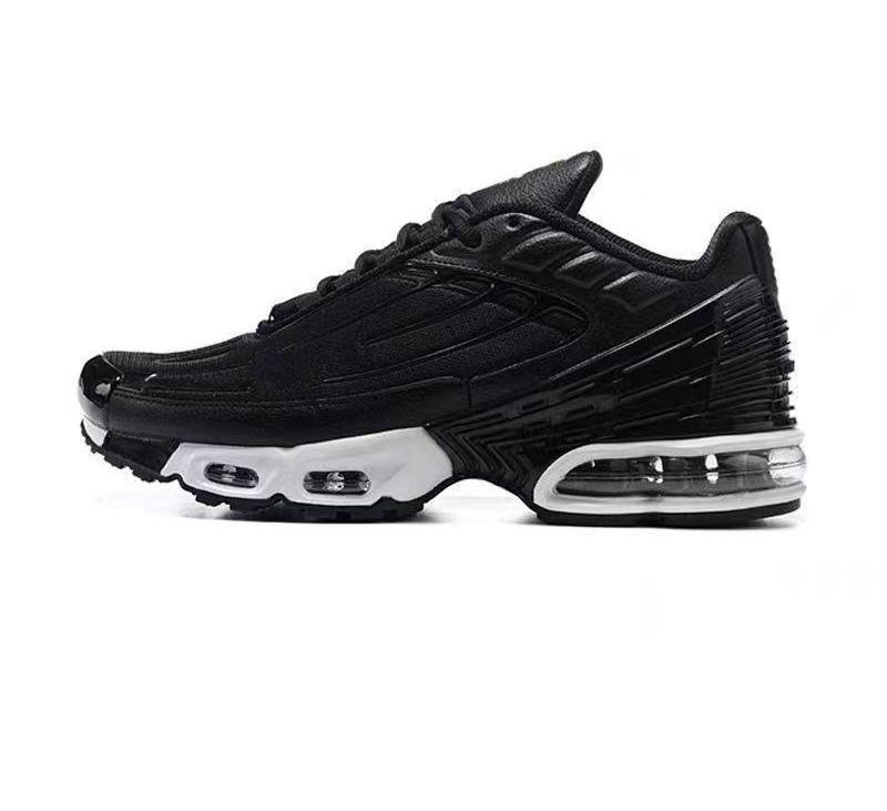 NIKE TN3