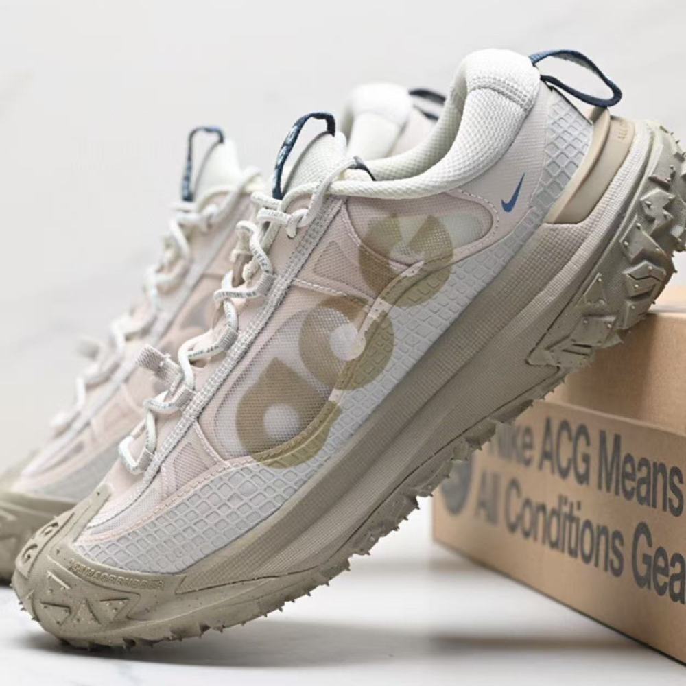 NIKE ACG mountain fly 2