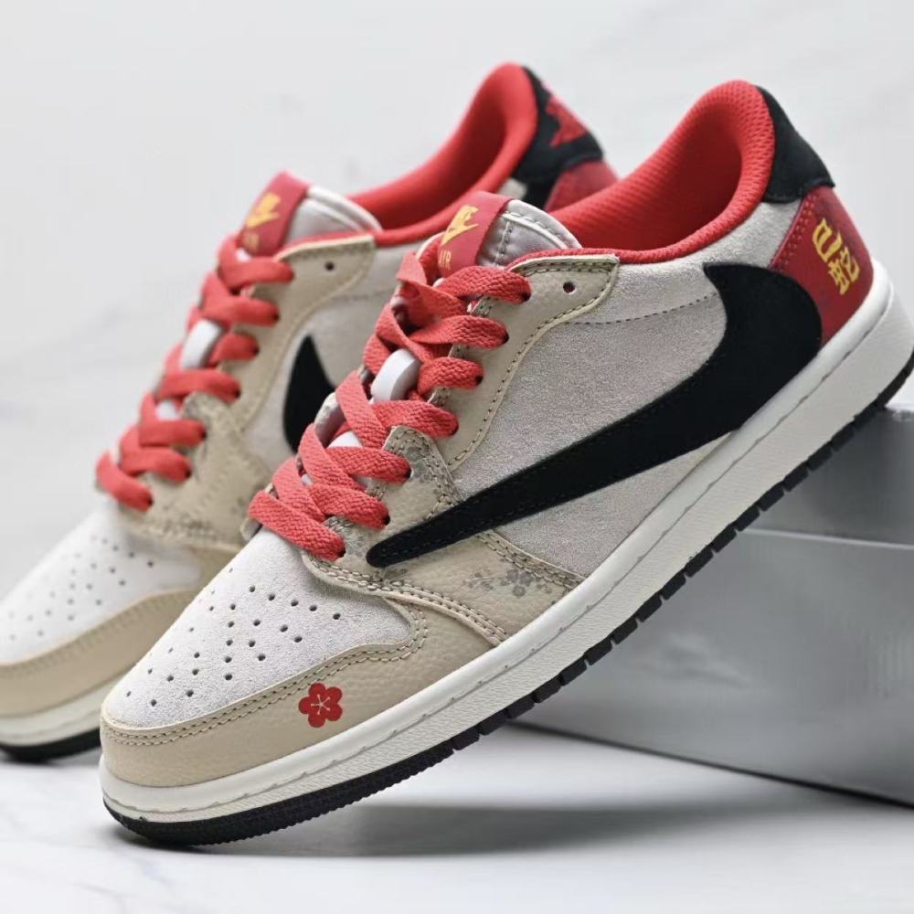Nike Ts aj1