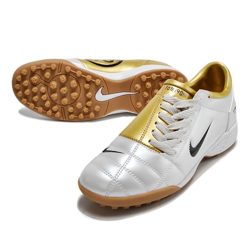 Nike Total 90