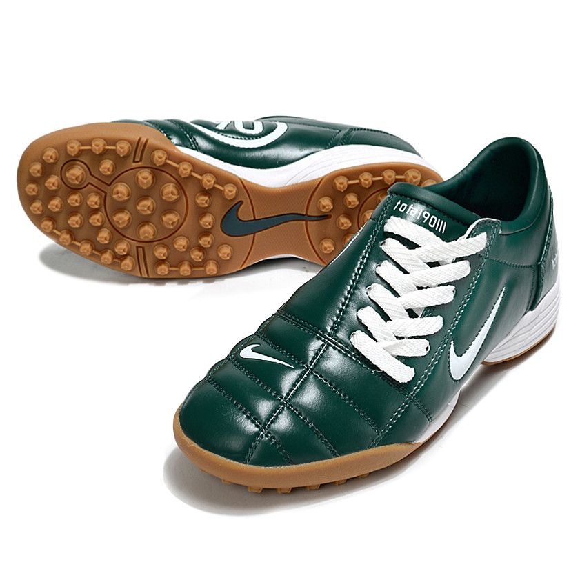 Nike Total 90