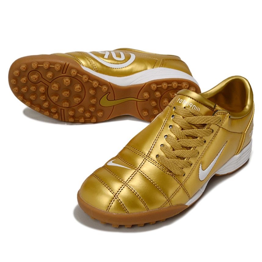 Nike Total 90