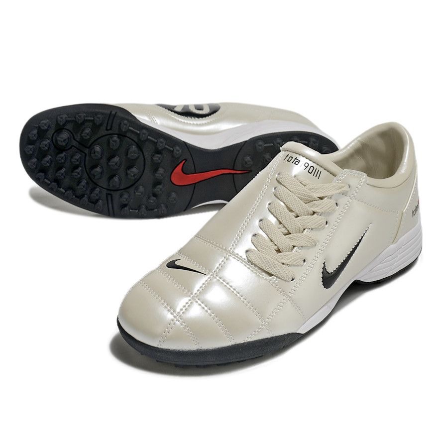 Nike Total 90