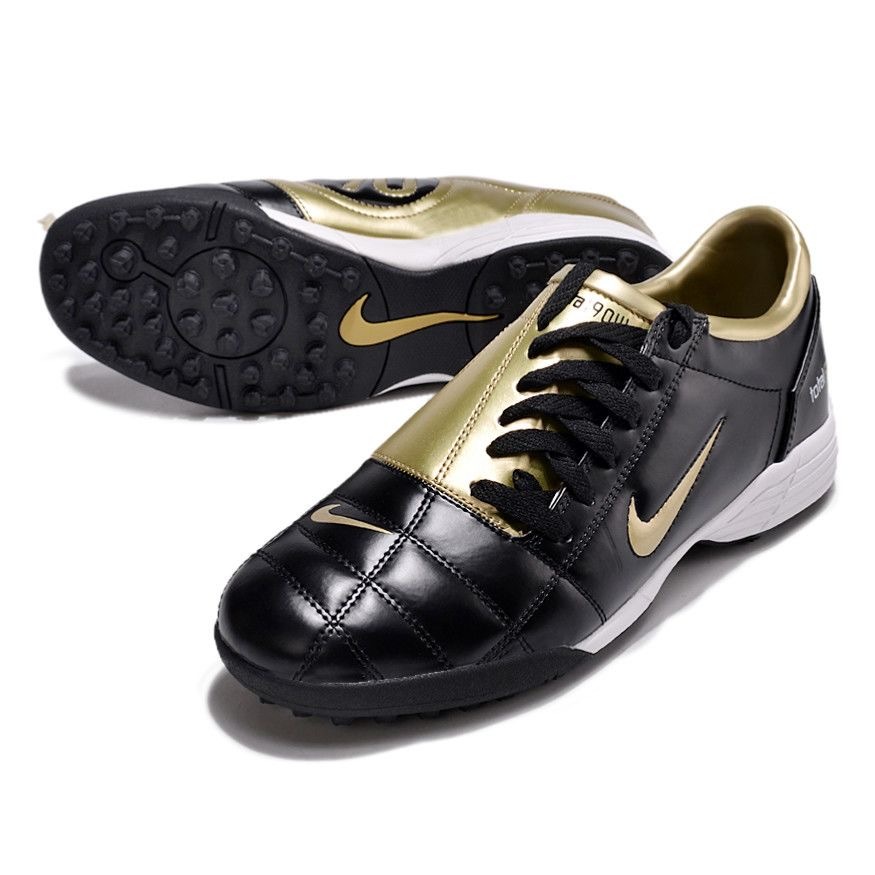 Nike Total 90