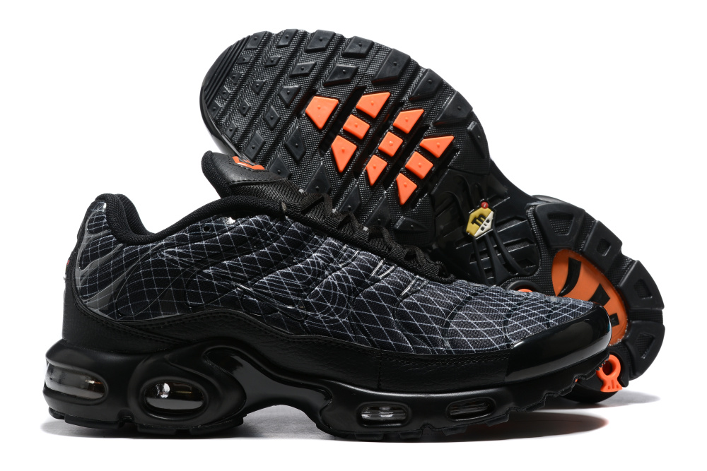 NIKE TN1