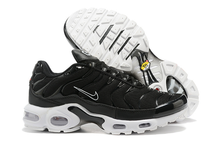 NIKE TN1