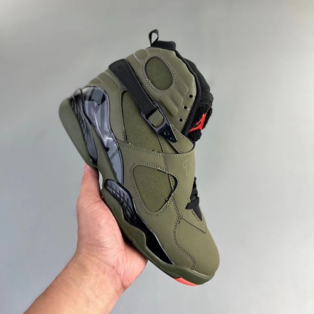 NIKE AJ 8