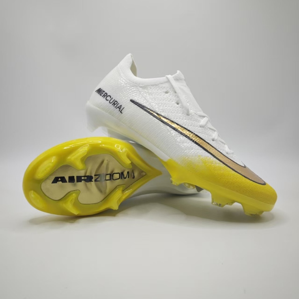 NIKE Vapor 16