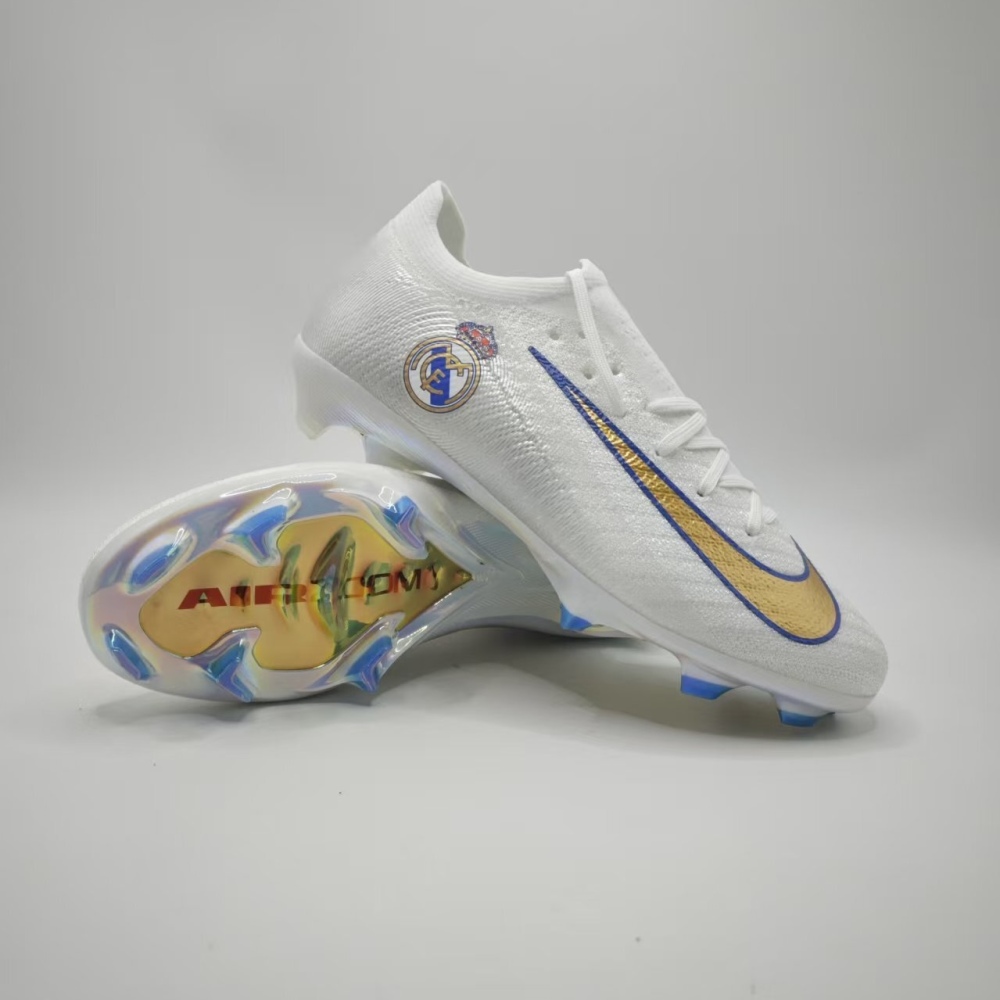 NIKE Vapor 16