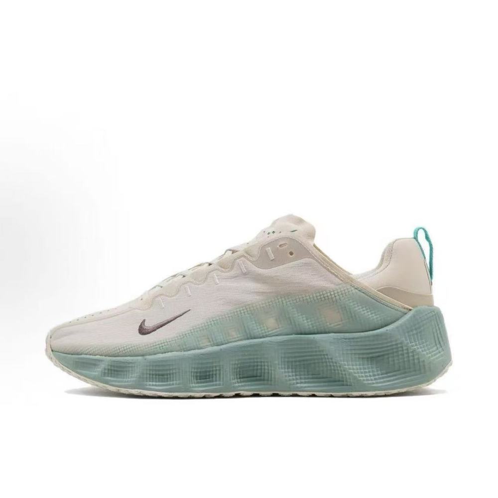 Nike Ava Rover