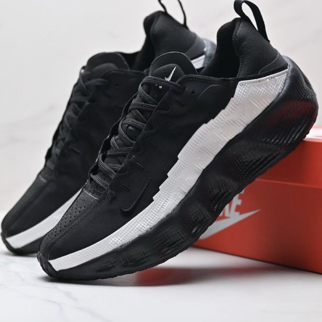 Nike Ava Rover