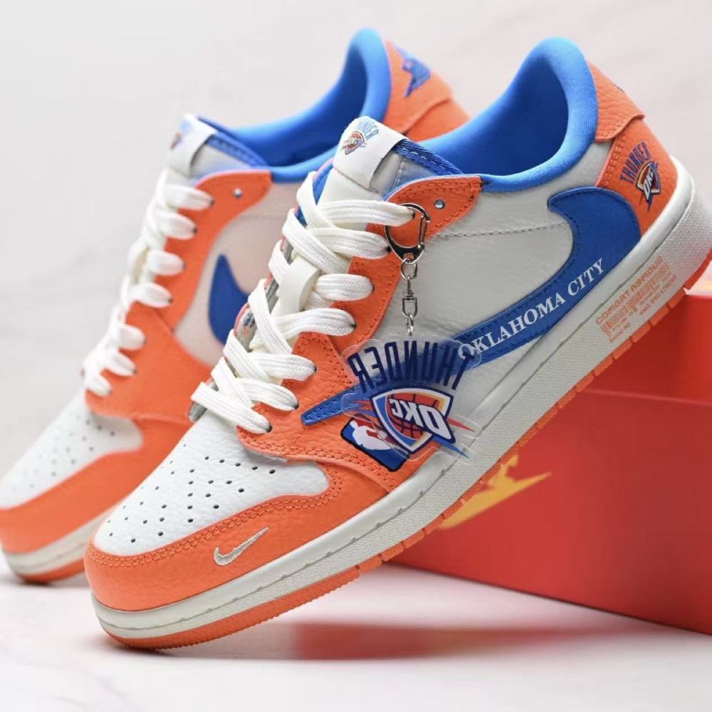 Nike Ts aj1