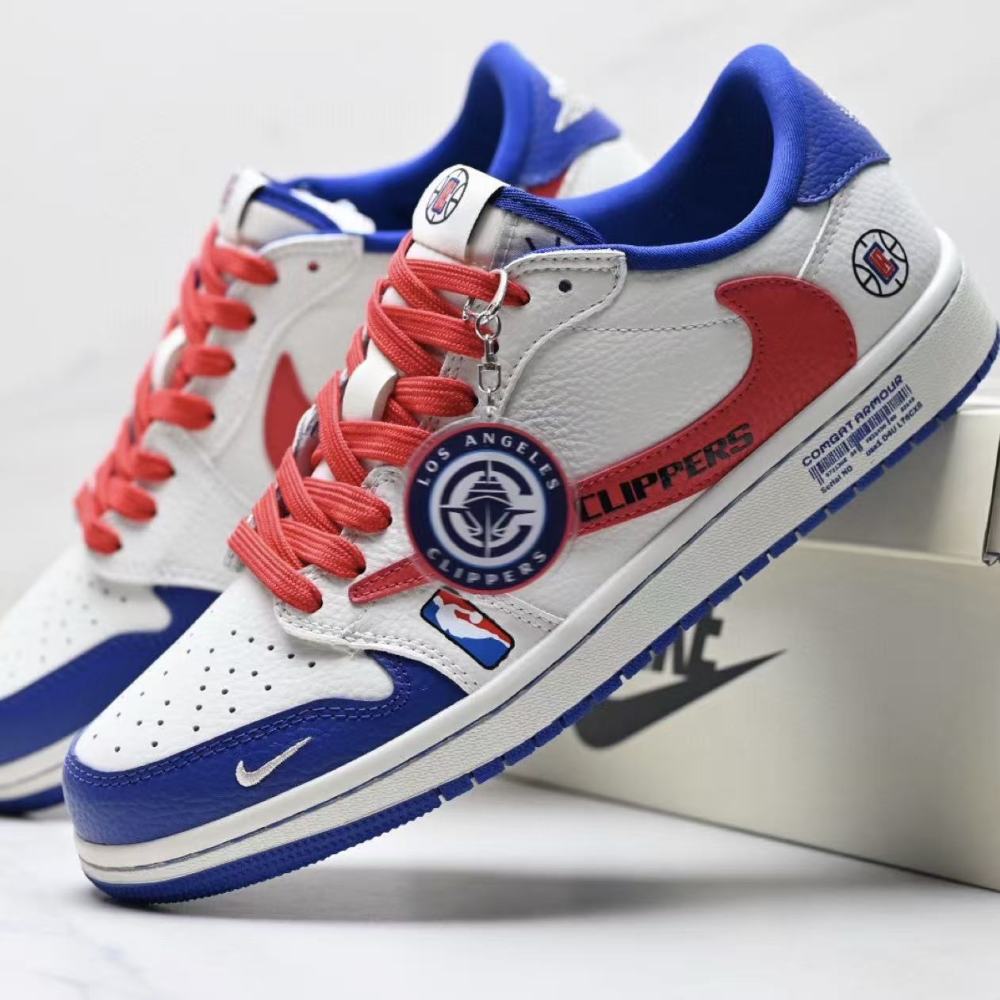 Nike Ts aj1