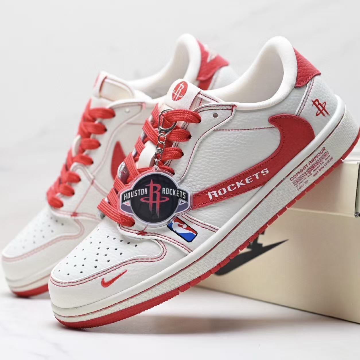 Nike Ts aj1