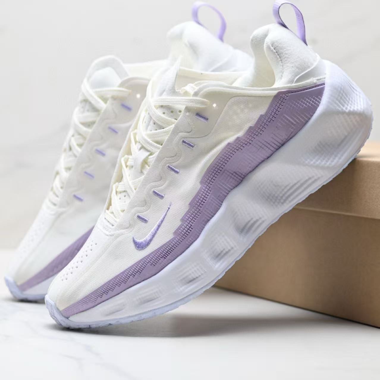 Nike Ava Rover