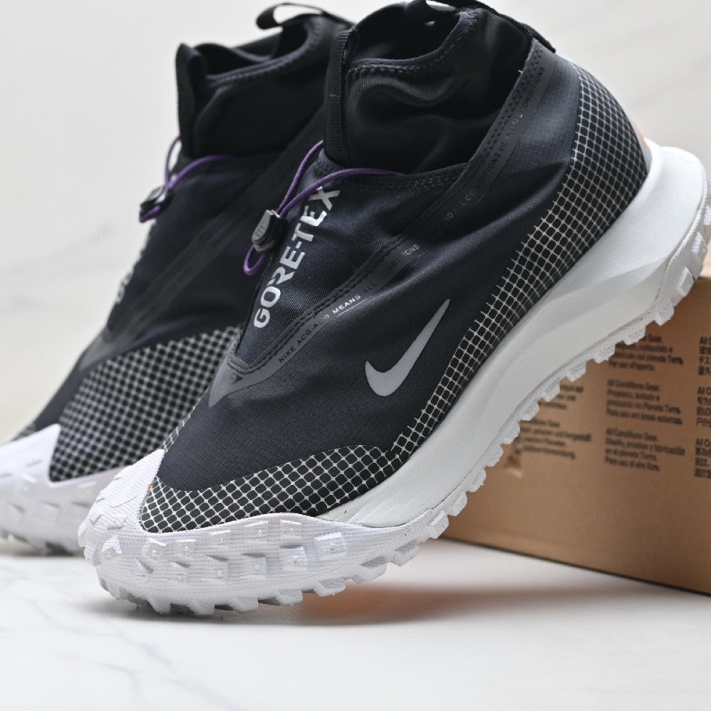 NIKE ACG Mountain
