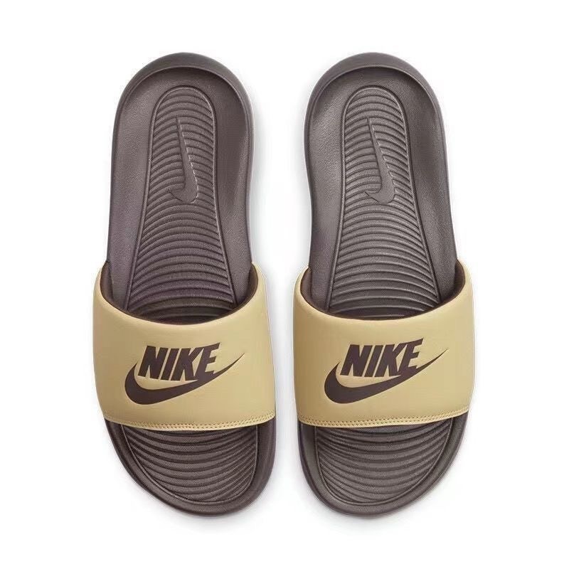 Nike Victori One Slide