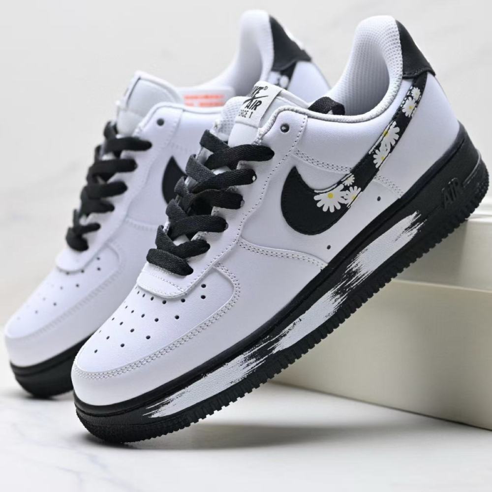 NIKE Force 1‘07