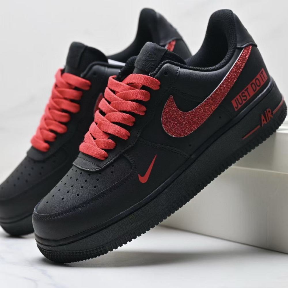 NIKE Force 1‘07