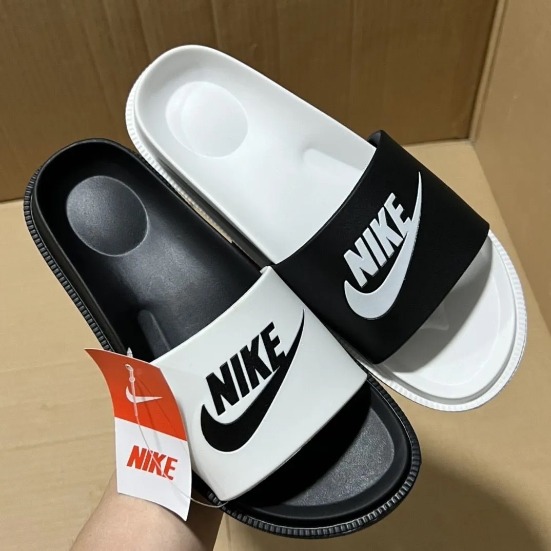 Nike Victori One Slide