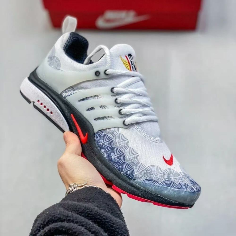 NIKE Air Presto