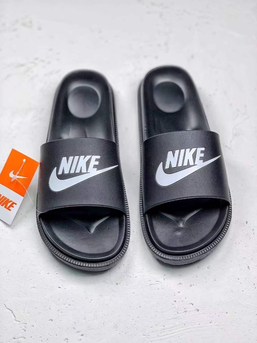 Nike Victori One Slide
