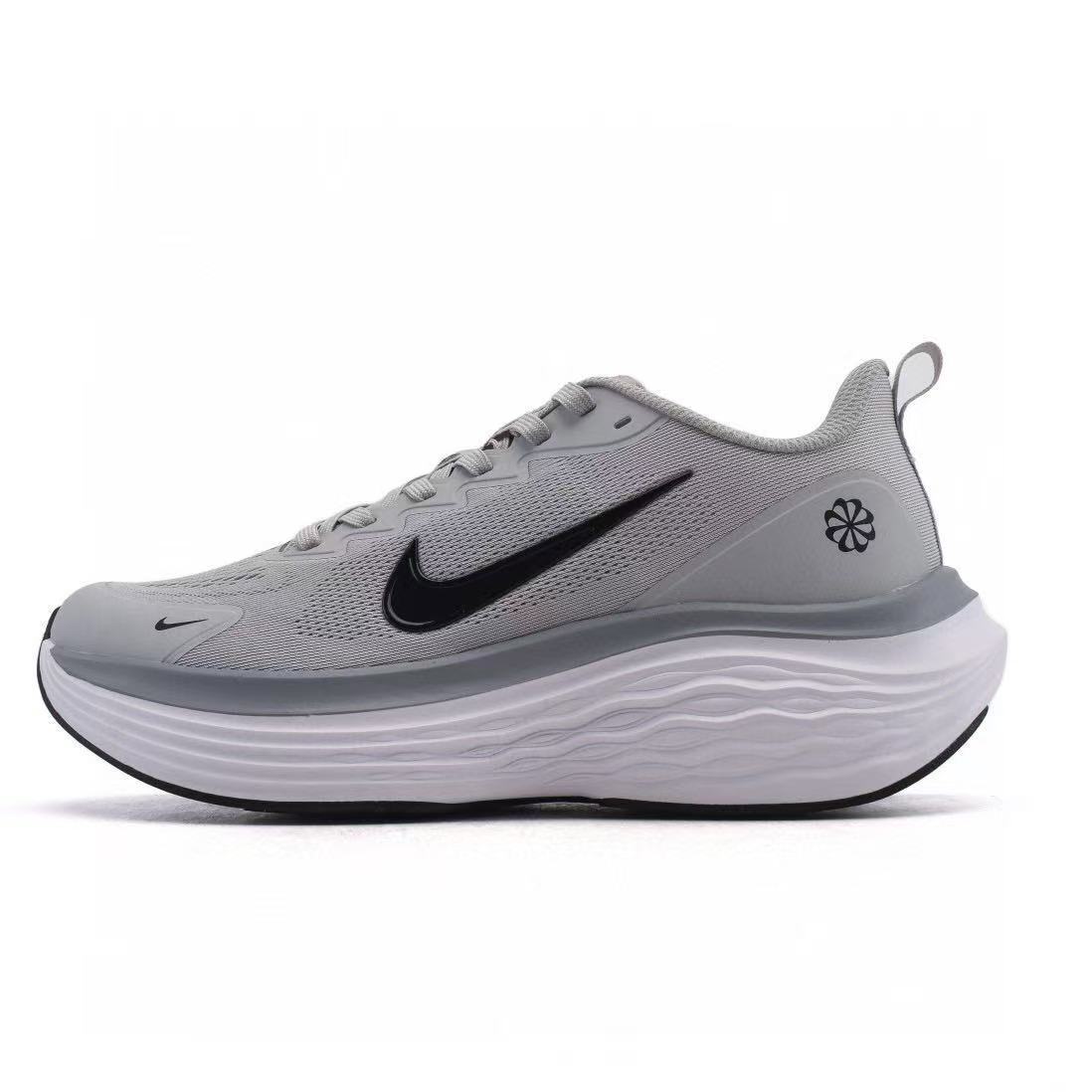 Nike Zoom Structure 26