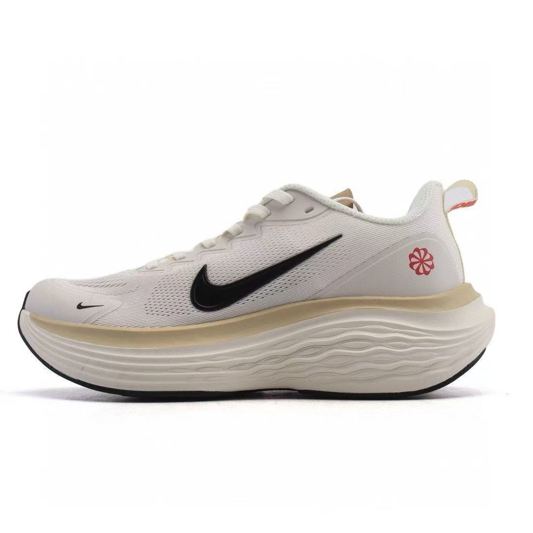 Nike Zoom Structure 26