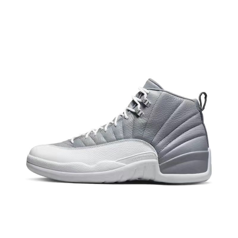 NIKE AJ12