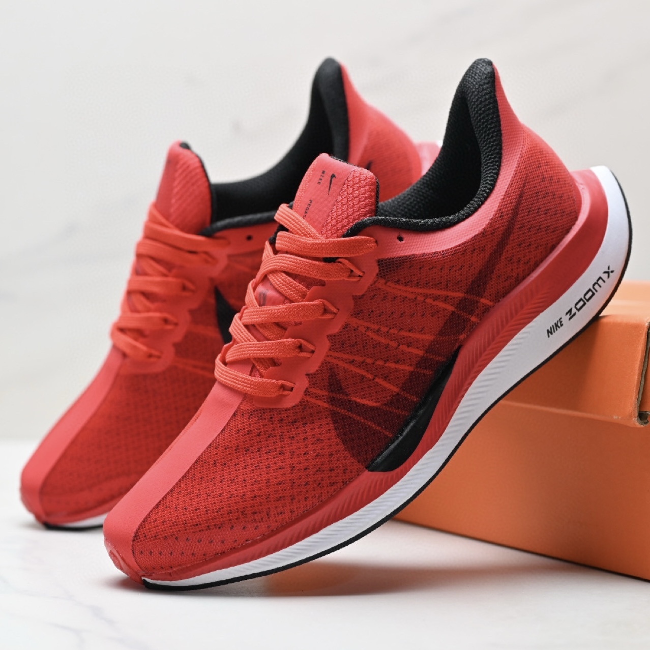 NIKE pegasus35