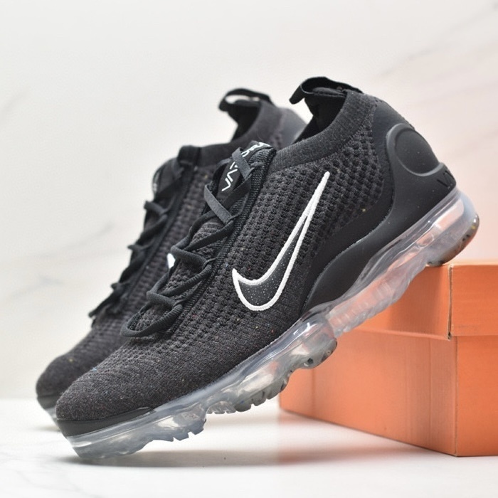 NIKE VaporMax 2021