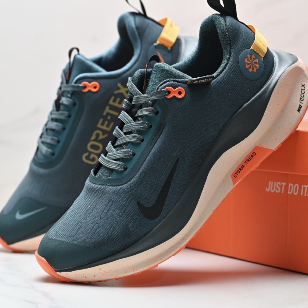 NIKE Infinity RN 4