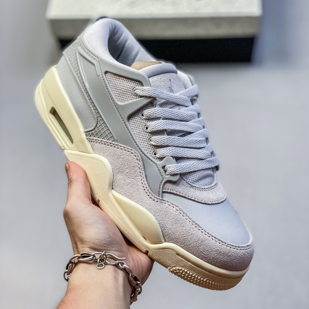 NIKE Aj4 RM
