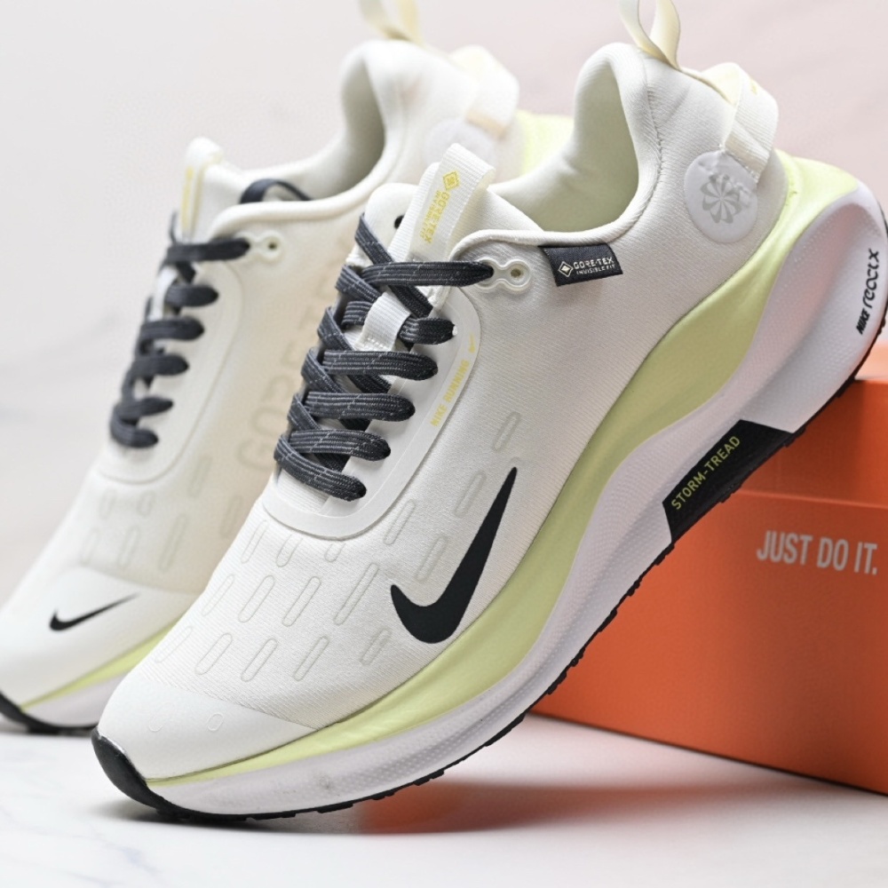 NIKE Infinity RN 4